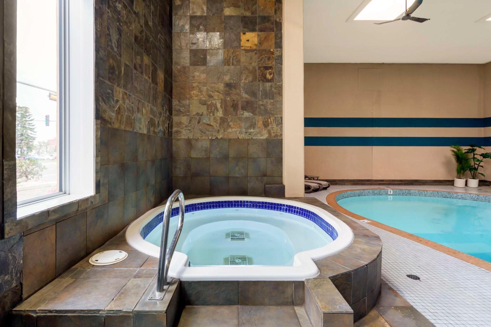Best Western Plus City Centre Inn Edmonton Luaran gambar